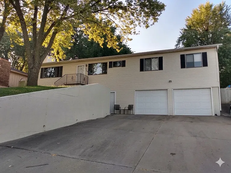 849 W Kansas St — Photo 1