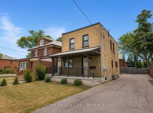 18 McLaughlin Blvd, Oshawa, ON L1G2N8
