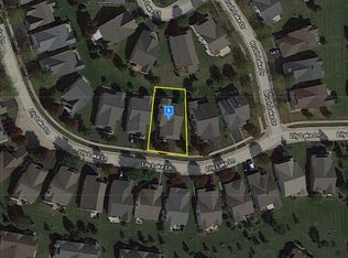 21222 Lily Lake Ln, Crest Hill, IL 60403