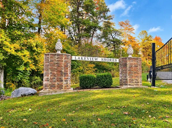 10 Buck Tail Dr, Burnside, KY 42519