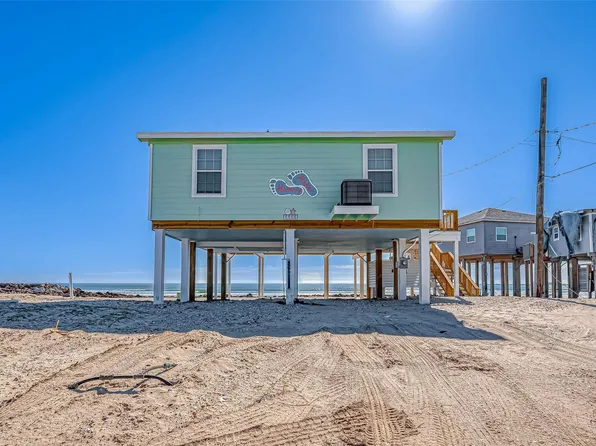 1115 White Cap Dr, Surfside Beach, TX 77541
