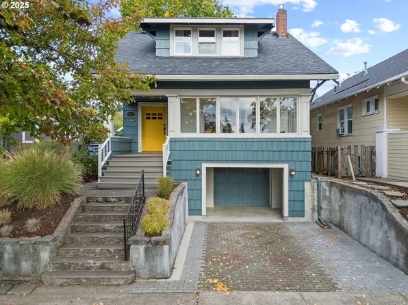 3851 SE Morrison St, Portland, OR 97214