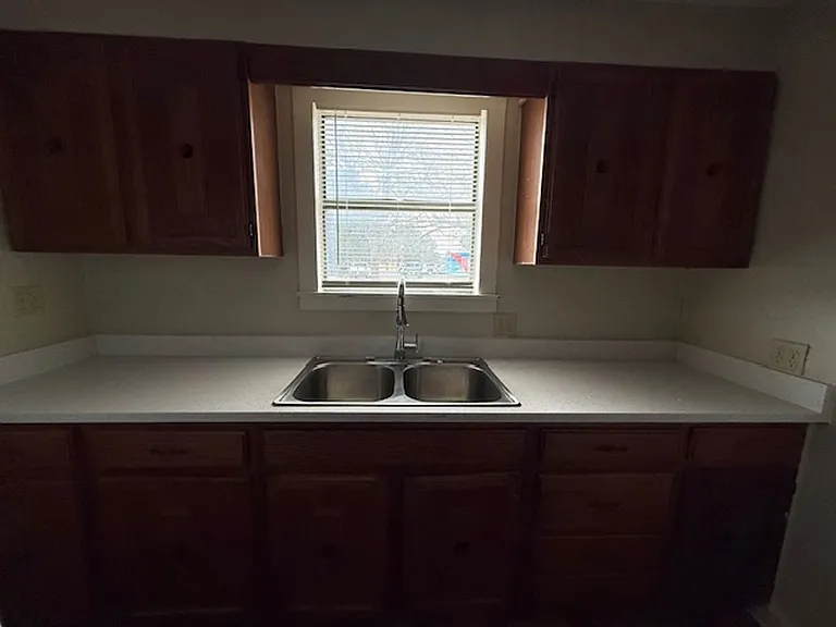 1750 Walnut St — Photo 5