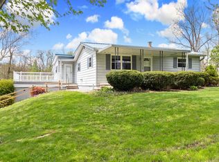 150 Florence Ave, Pataskala, OH 43062