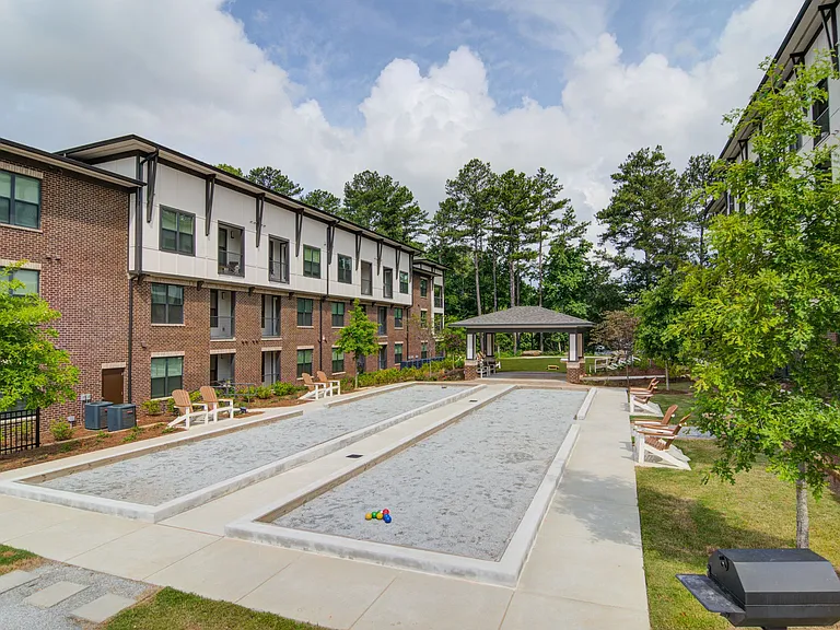 The Edison Sugarloaf Apartments — Photo 16