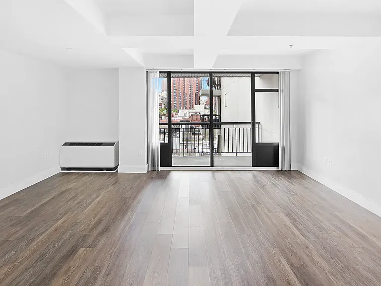 354 E 91st St #1009 — Photo 5
