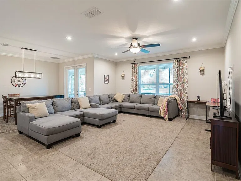 5409 Camberwell Ln — Photo 24