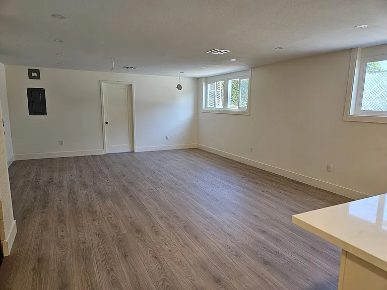 3657 Broadmoor Blvd #ADU — Photo 3