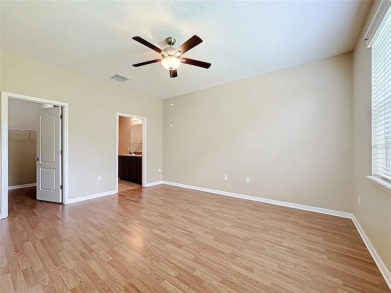 7434 Surrey Pines Dr — Photo 20