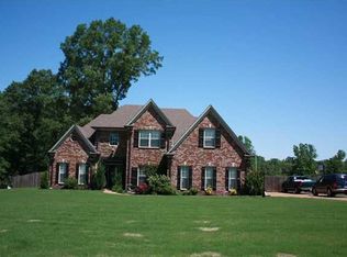 130 Janis Marie Cv, Oakland, TN 38060