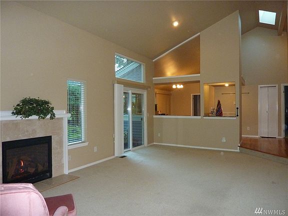 4th image of 6733 Spinnaker Ln