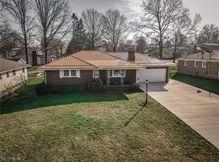 6261 Navajo Pl, Poland, OH