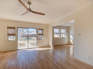 544 El Paraiso Rd NW, Los Ranchos De Albuquerque, NM 87107