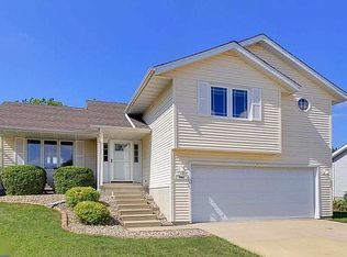 402 Stanhope Ln, Normal, IL 61761