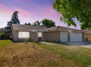 9225 Mango Ave, Fontana, CA 92335