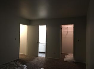 1113 Bellefield Park Ln, Bellevue, WA 98004