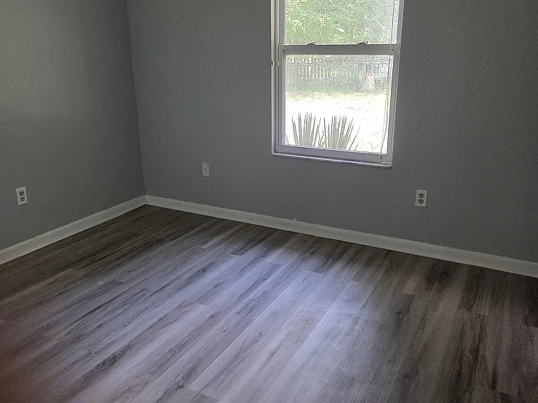 4365 NW 60th Ter — Photo 9