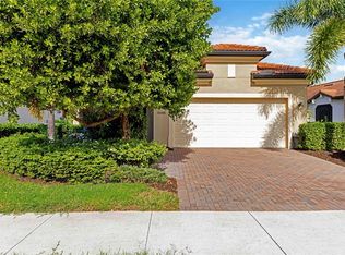 10088 Cozy Grove Dr, Venice, FL 34293