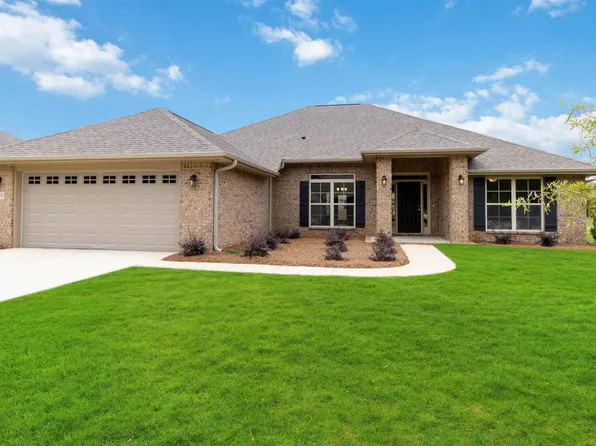 414 Harless Ln, Alabaster, AL 35007
