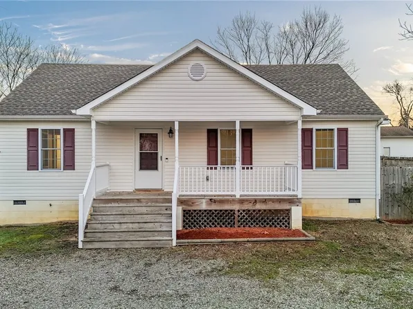 21600 Ferndale Ave, Petersburg, VA 23803