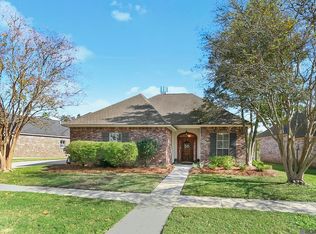 1325 Springlake Dr, Baton Rouge, LA 70810