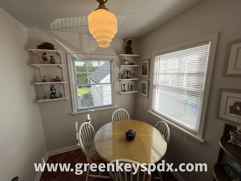2101 N Rosa Parks Way — Photo 16
