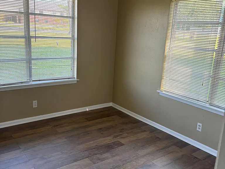 118 Church Rd — Photo 12