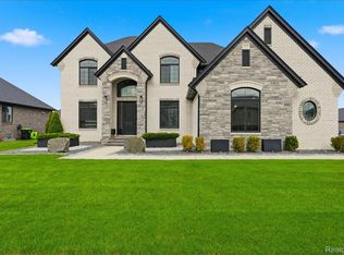 49658 Monarch Dr, Macomb, MI 48044