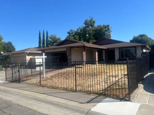 7425 Crownwest Way, Sacramento, CA 95823