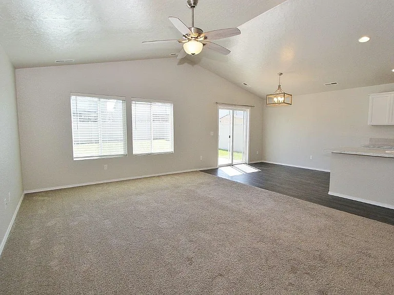 1642 N Pewter Ave — Photo 4