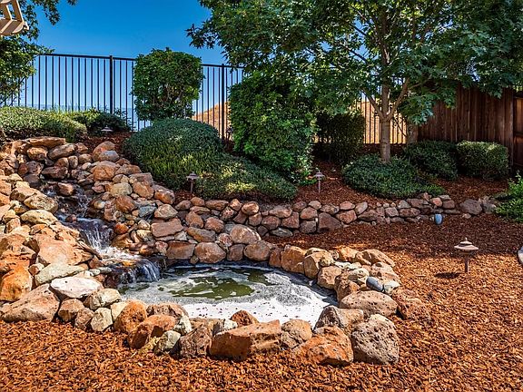 5th image of 2060 Stockman Cir