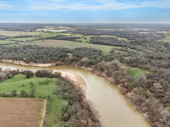 7281 County Road 358 Rd, Gause, TX 77857