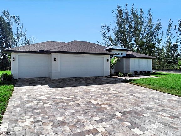 2nd image of 3005 SW 11th Place Cpe