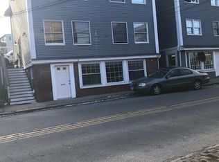 143 Merrimac St #9, Newburyport, MA 01950