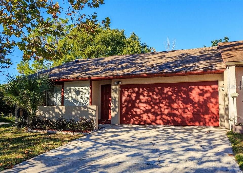 1st image of 181 Clear Lake Cir