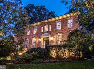 1216 20th St S, Arlington, VA 22202