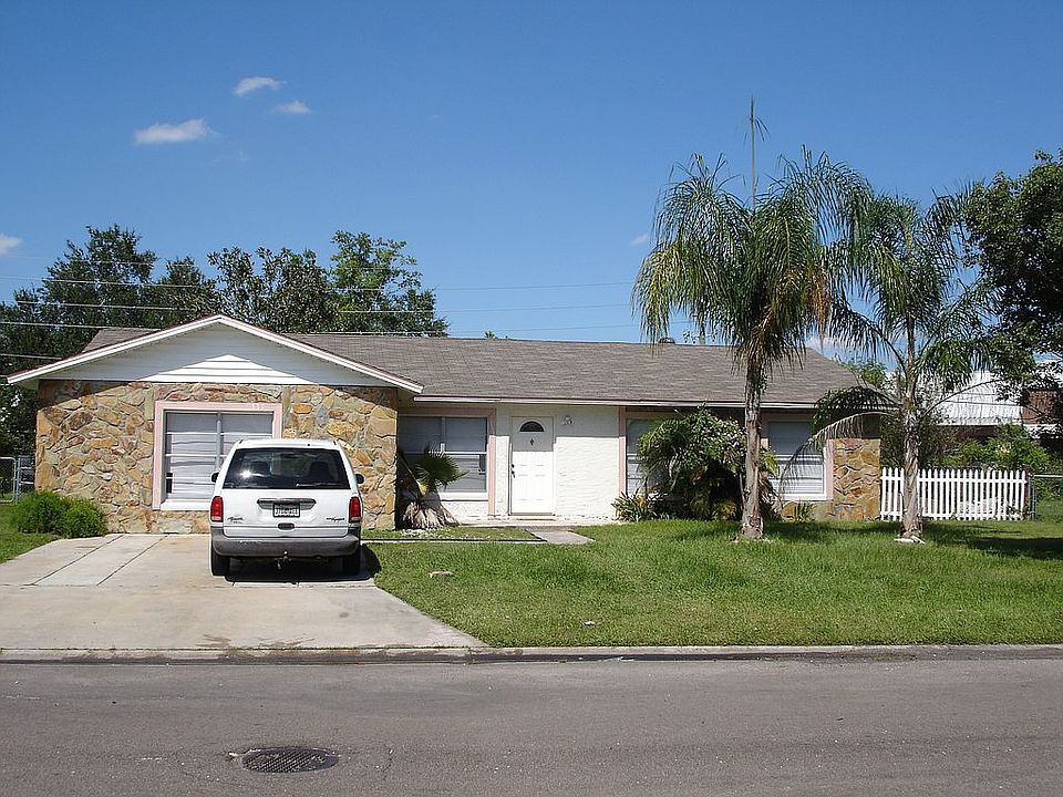1st image of 133 Poinsettia Dr