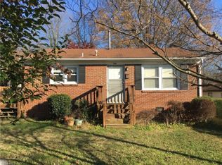 2121 Hollyrood St, Winston Salem, NC 27127