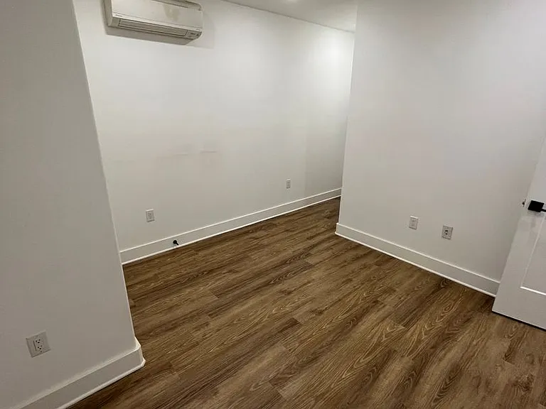 85 E Sharpnack St — Photo 28