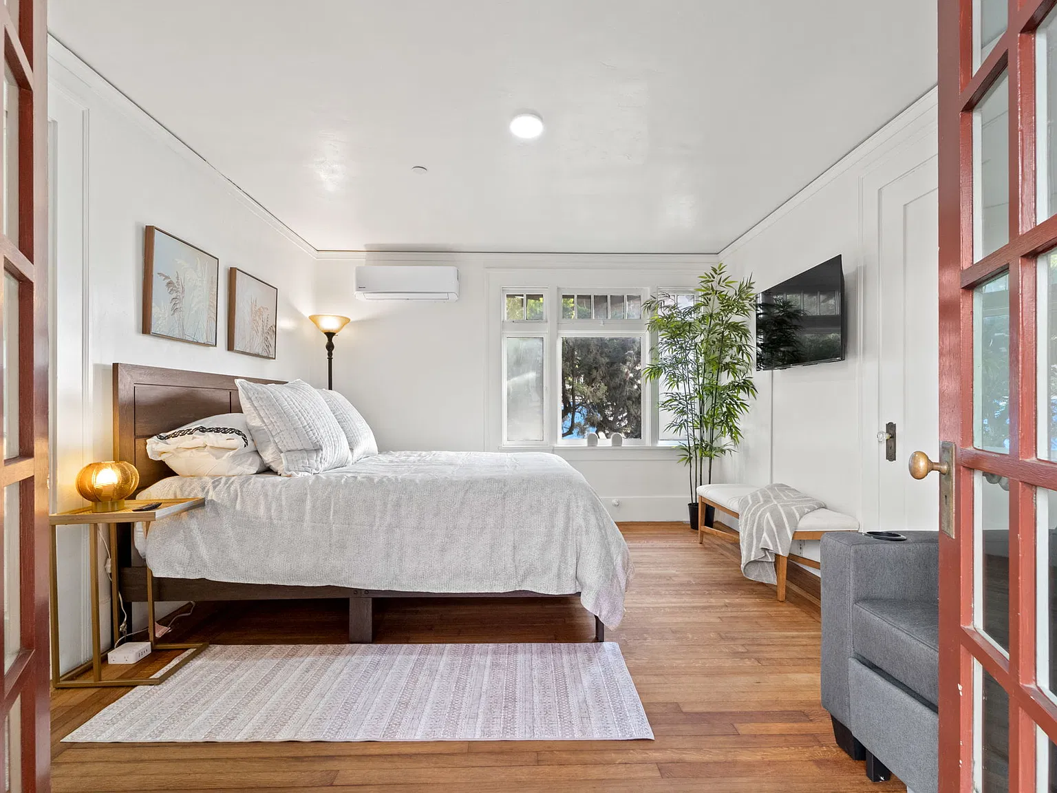 1 bed, 725 sqft, $2,950 — Photo 3