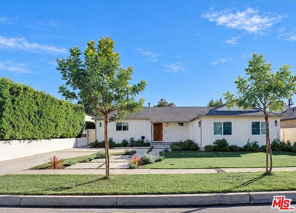 3 bed, 3.0 bath, 1891 sqft, $7,250 — Photo 1