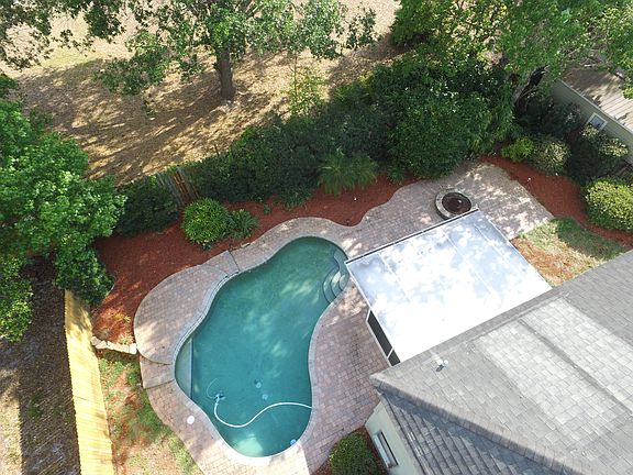 5th image of 3300 Hillmont Cir