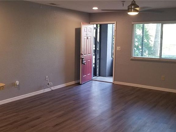 4th image of 10265 Gandy Blvd N APT 1001