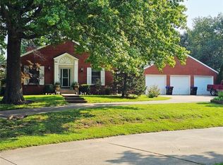 601 Darrow St, Warrensburg, MO 64093
