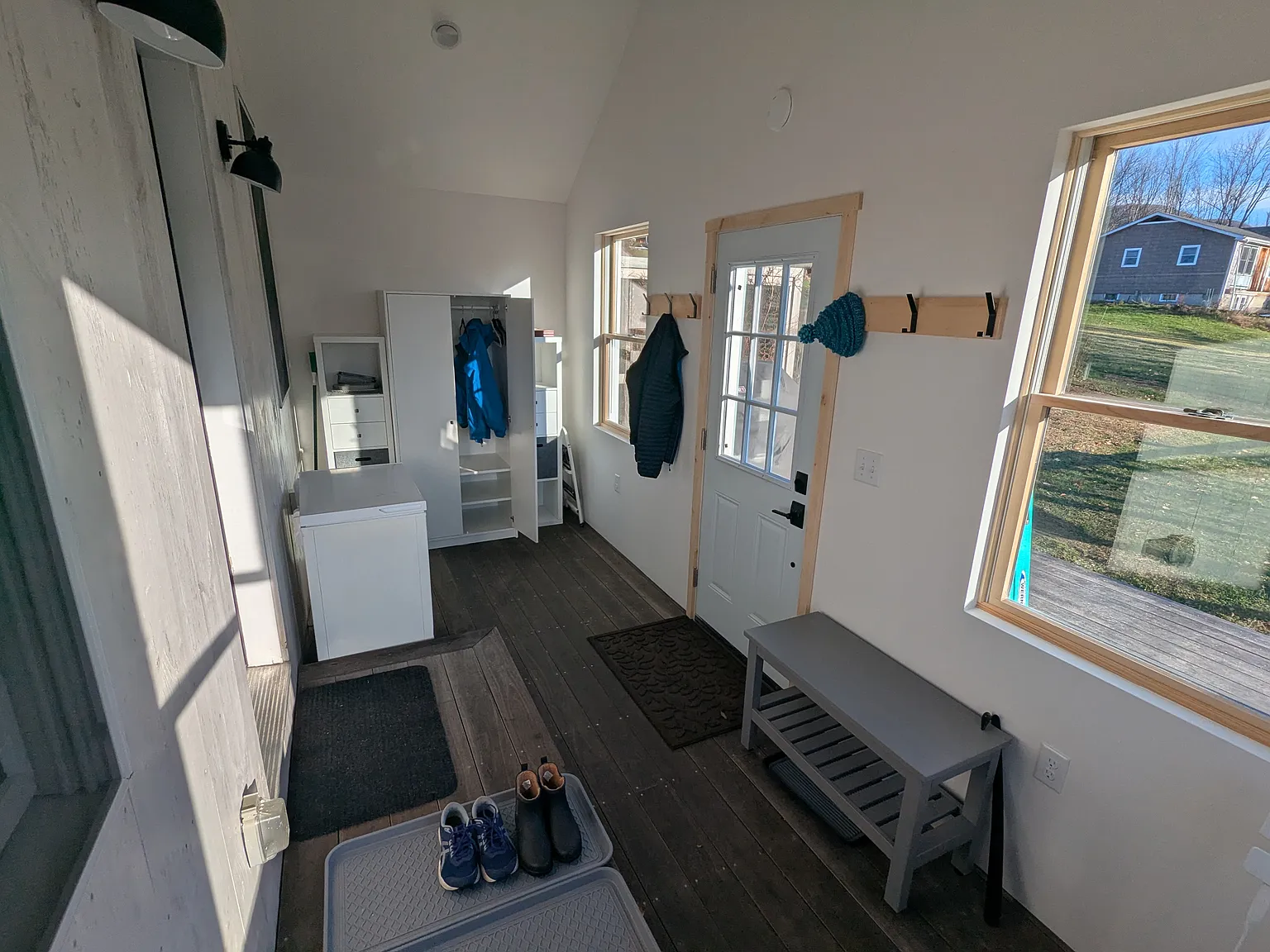 1 bed, 400 sqft, $1,600 — Photo 2