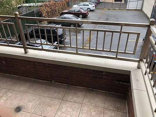 Rented by Realty 2000 Corp | media 23