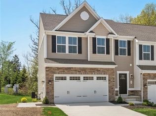 20 Pine Ave, Peninsula, OH 44264