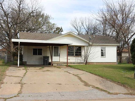 3rd image of 2805 NW 24th St