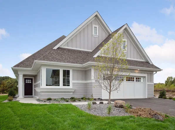 9174 Mills Dr, Chanhassen, MN 55317