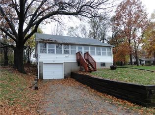 1521 S 49th St, Kansas City, KS 66106